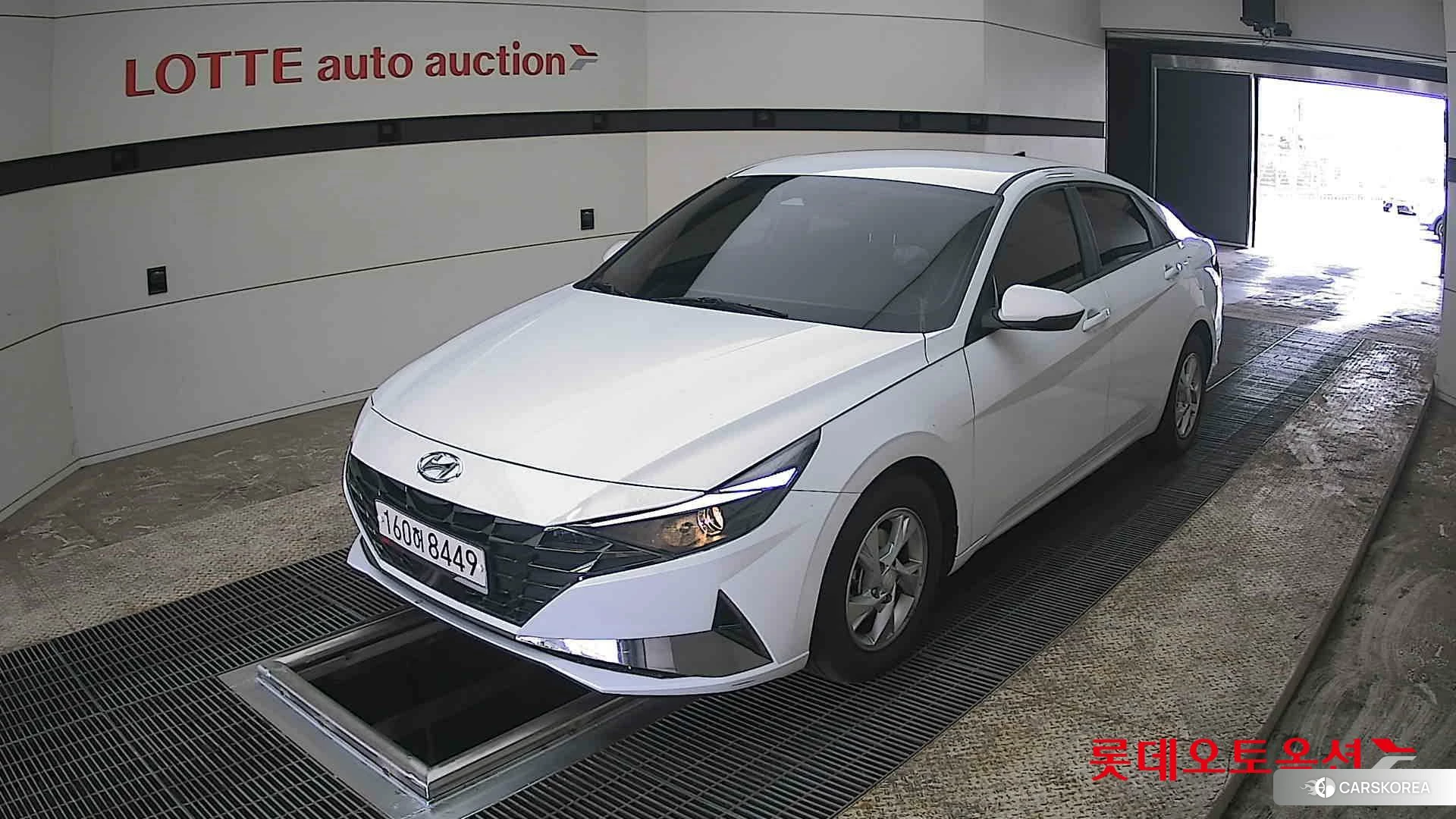 Hyundai Avante 2021 Polar White из Кореи, фото 5