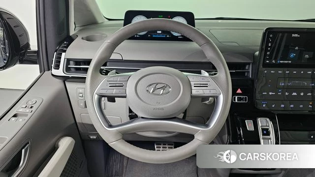 Hyundai Staria 2023 Черный из Кореи, фото 5