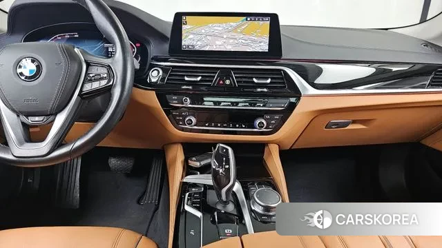 BMW 5 Series (G30) 2019 Черный из Кореи, фото 5
