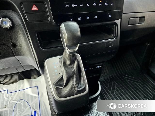 Hyundai Staria 2021 Белый из Кореи, фото 5