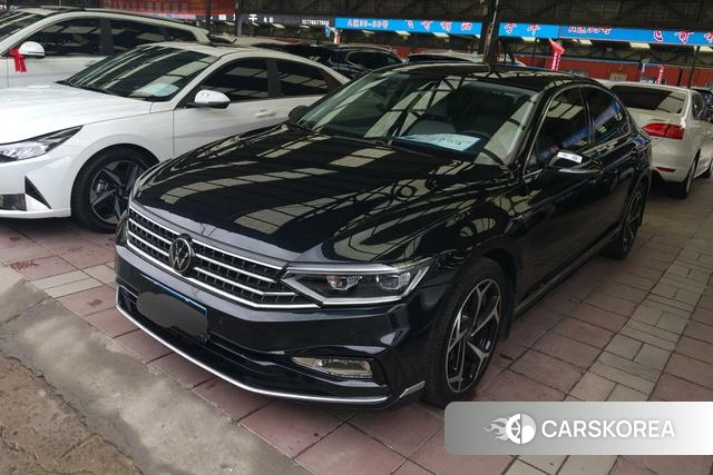 Volkswagen Magotan 2023 Черный из Китая, фото 5