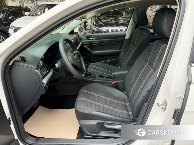 Volkswagen Lavida 2024 Белый из Китая, фото 5