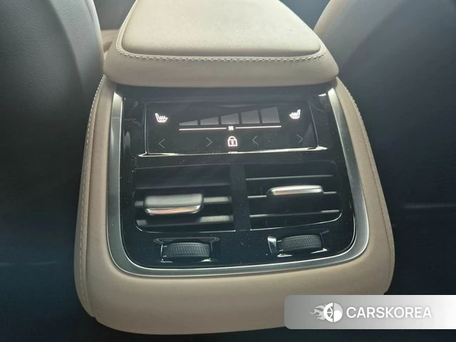 Volvo XC90 second Generation 2026 Белый из Кореи, фото 5