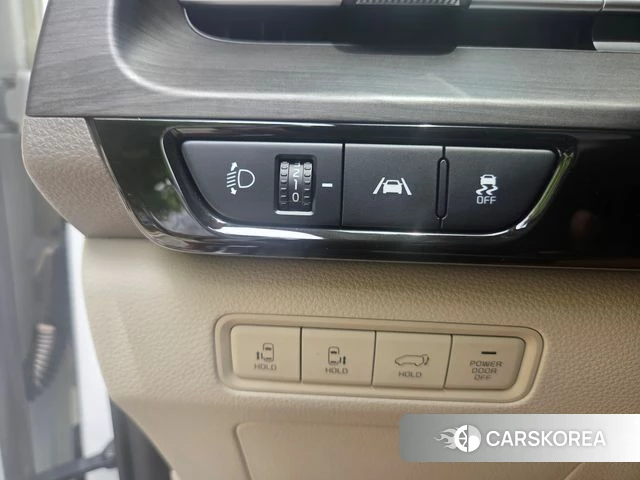 Kia Carnival 4th generation 2023 Белый из Кореи, фото 5