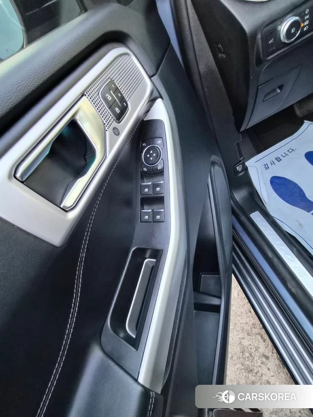 Ford Explorer 6th Generation 2021 Темно-зеленый из Кореи, фото 5