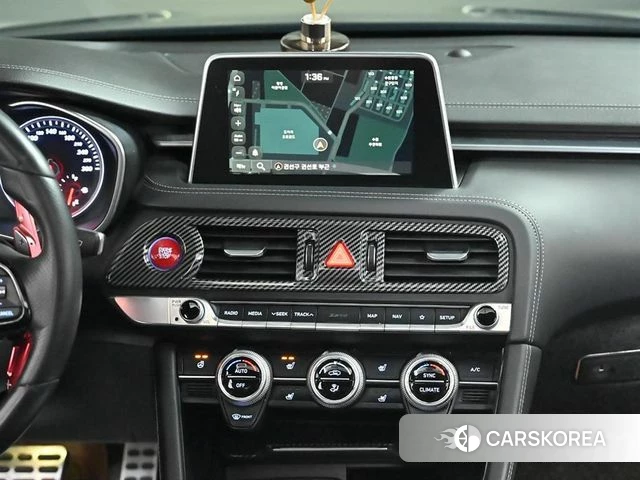 Genesis G70 2018 Черный из Кореи, фото 5