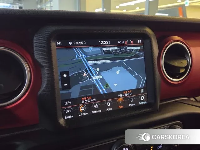 Jeep Wrangler (JL) 2022 Серебристо-серый из Кореи, фото 5