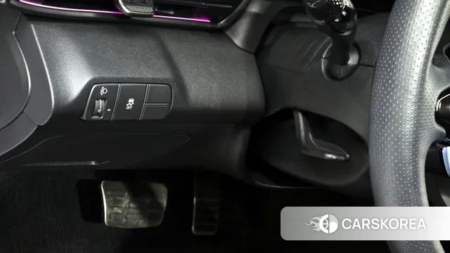 Hyundai The New Avante (CN7) 2024 Белый из Кореи, фото 5