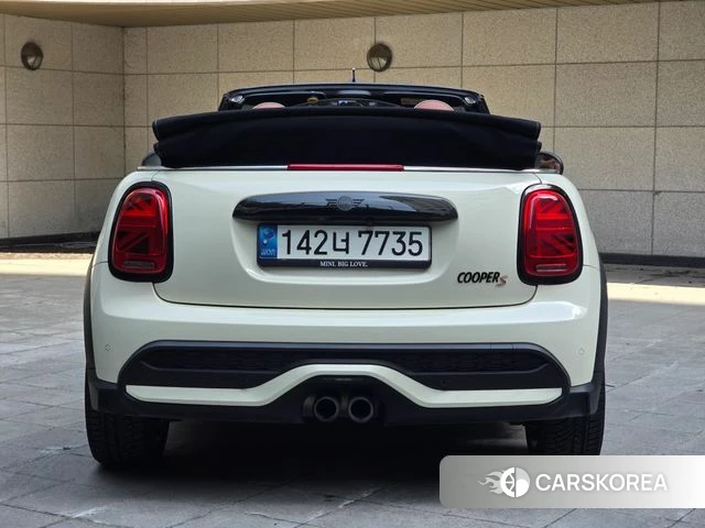 Mini Cooper S Convertible 2021 Белый из Кореи, фото 5