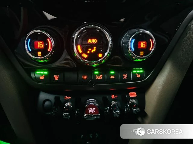 Mini Cooper D Countryman 2018 Зеленый из Кореи, фото 5