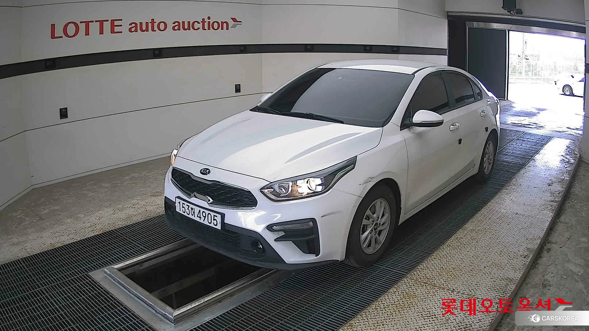 Kia K3 2021 Snow White Pearl из Кореи, фото 5