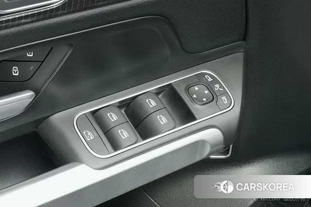 Mercedes-Benz GLB 2023 Черный из Китая, фото 5