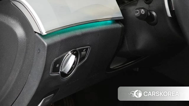 Mercedes-Benz E-Class W213 2021 Белый из Кореи, фото 5