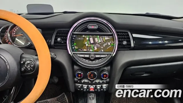 Mini Cooper 2019 Жемчужный цвет из Кореи, фото 5