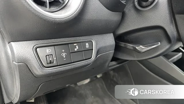 Kia The New K3 2nd generation 2021 Белый из Кореи, фото 5