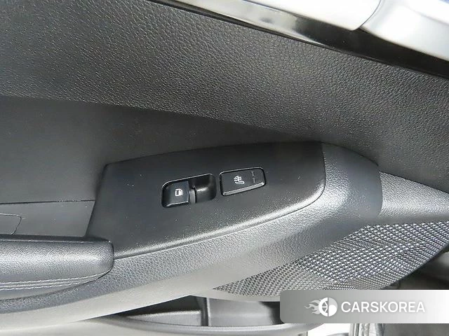 Kia Seltos 2022 Белый из Кореи, фото 5