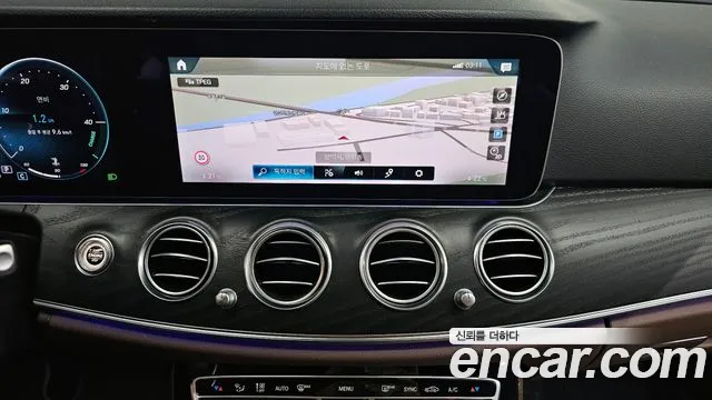 Mercedes-Benz E-Class W213 2022 Серебряный из Кореи, фото 5