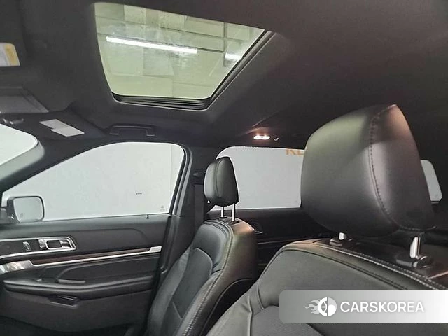 Ford Explorer 2019 Белый из Кореи, фото 5