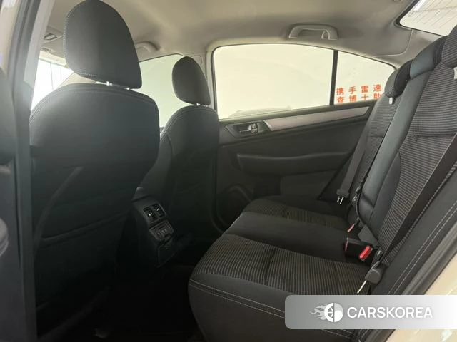 Subaru LEGACY Lion 2021 Белый из Китая, фото 5