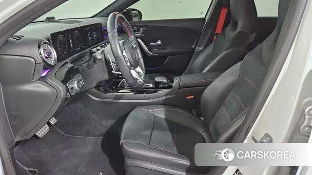 Mercedes-Benz A-Class W177 2023 Белый из Кореи, фото 5