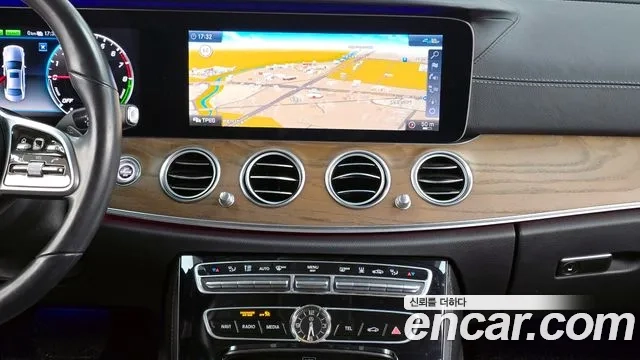 Mercedes-Benz E-Class W213 2020 Белый из Кореи, фото 5