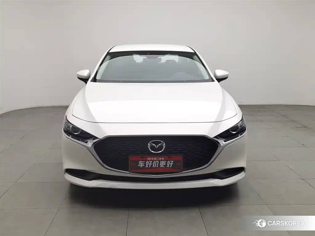 Mazda 3 2023 Белый из Китая, фото 5