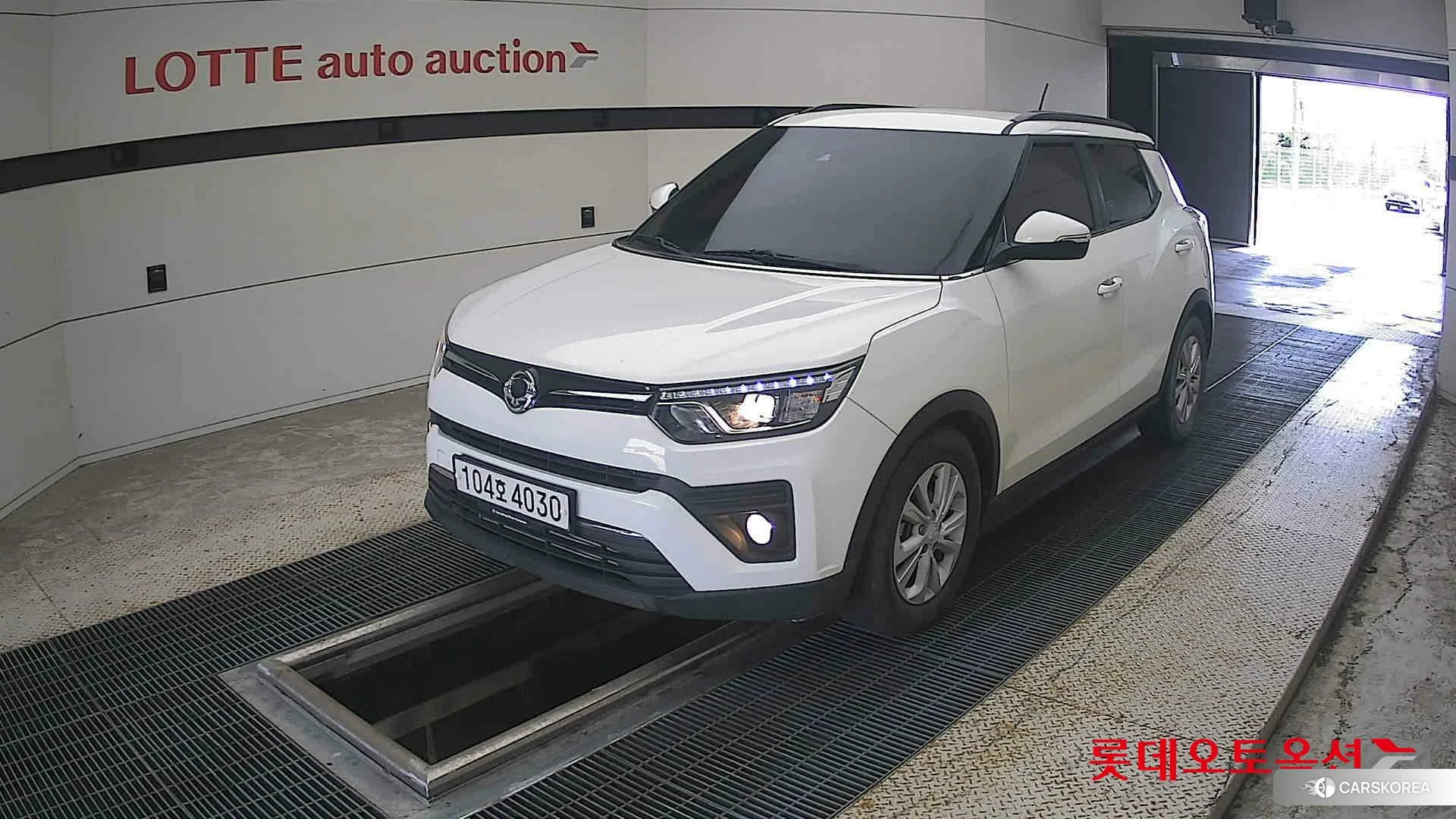 SsangYong Tivoli 2021 Grand White из Кореи, фото 5