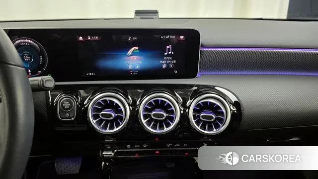 Mercedes-Benz A-Class W177 2020 Белый из Кореи, фото 5