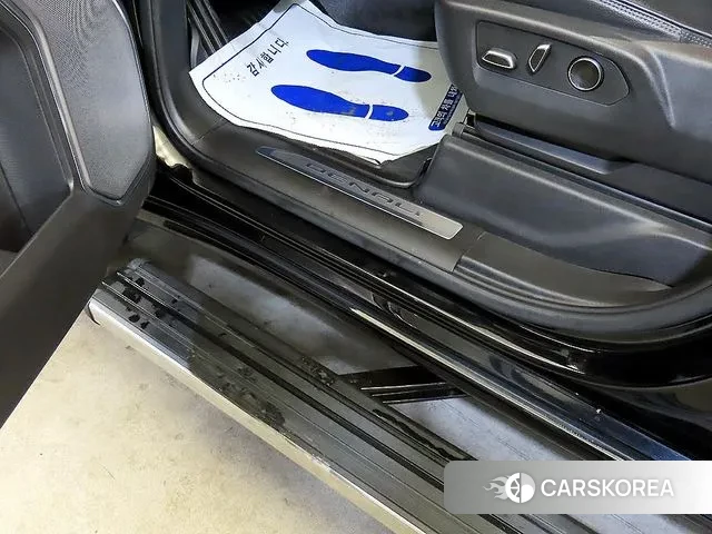 GMC Sierra 2023 Черный из Кореи, фото 5