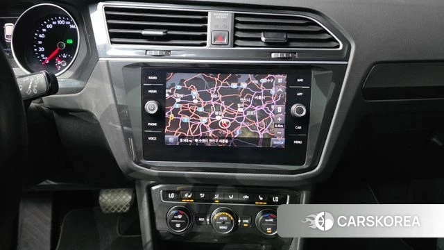 Volkswagen Tiguan second Generation 2020 Серый из Кореи, фото 5