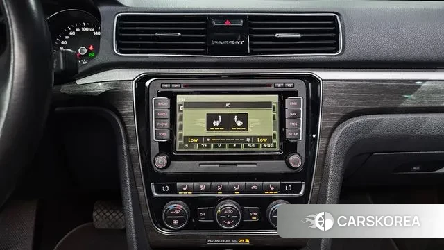 Volkswagen The New Passat 2018 Белый из Кореи, фото 5