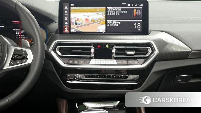 BMW X4 (G02) 2024 Черный из Кореи, фото 5