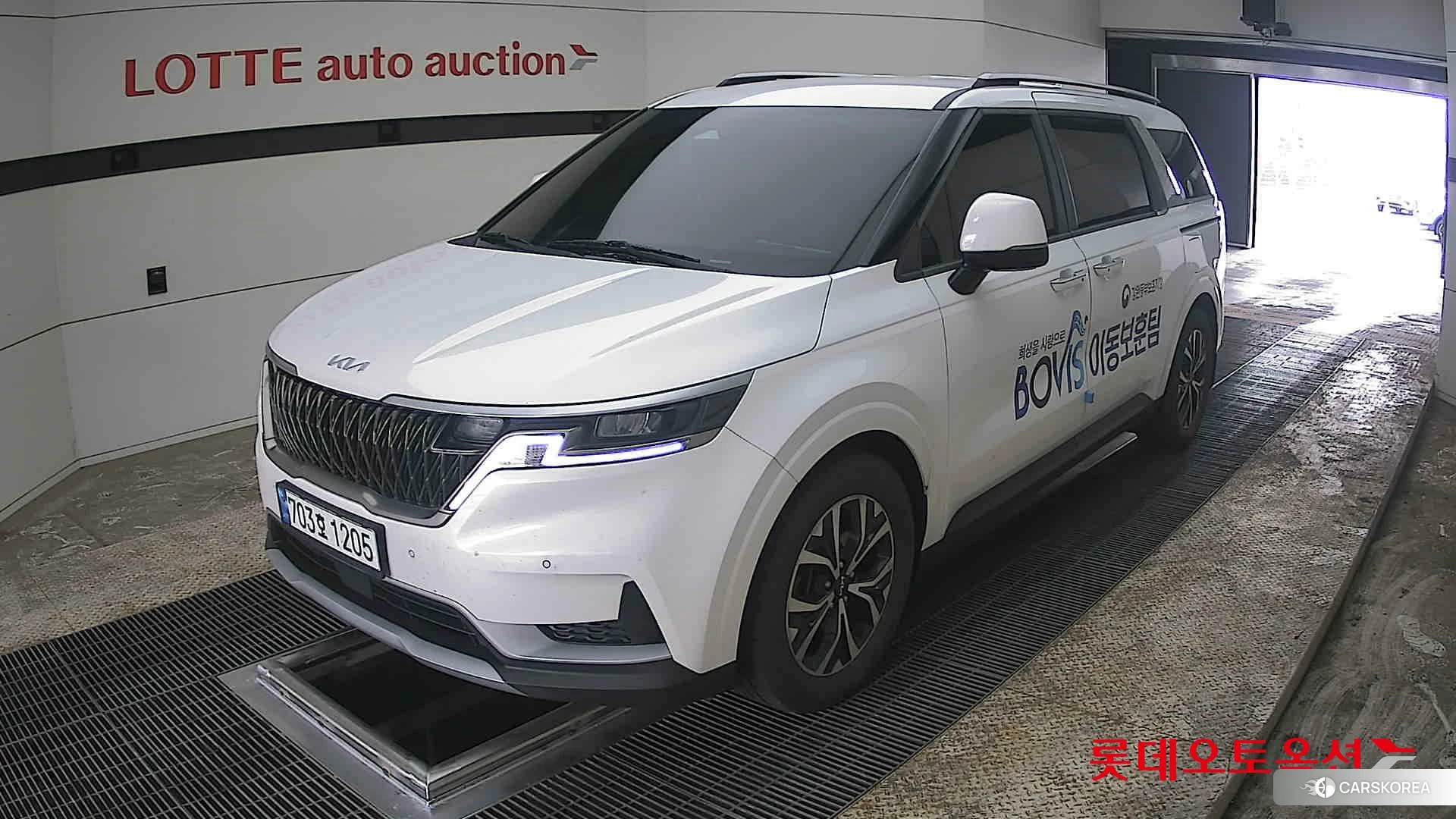 Kia Carnival 2023 Белый из Кореи, фото 5