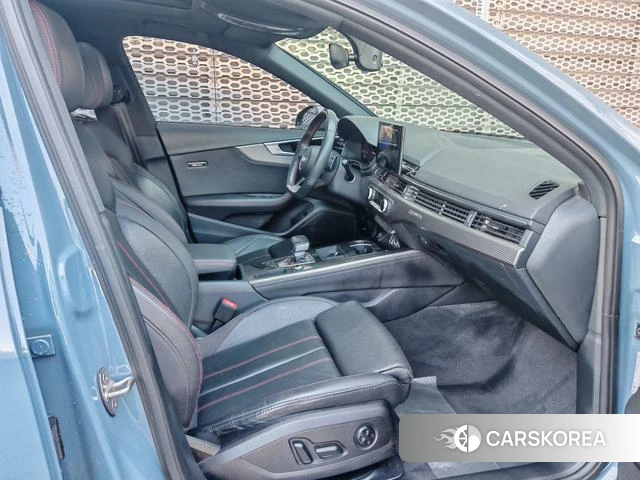 Audi A4L 2022 Синий из Китая, фото 5