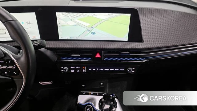 Kia EV6 2023 Черный из Кореи, фото 5