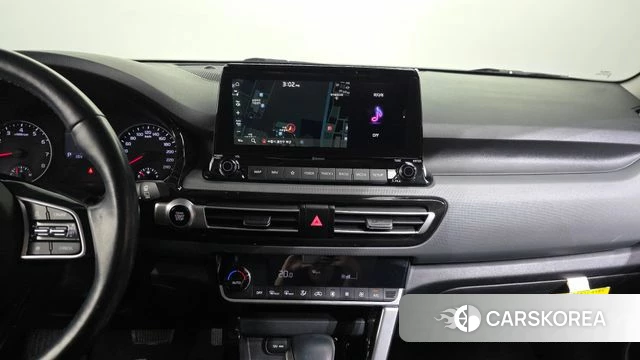 Kia Seltos 2022 Серый из Кореи, фото 5