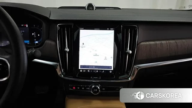 Volvo S90 2023 Черный из Кореи, фото 5