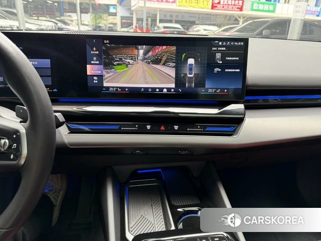 BMW 5 series 2024 Белый из Китая, фото 5
