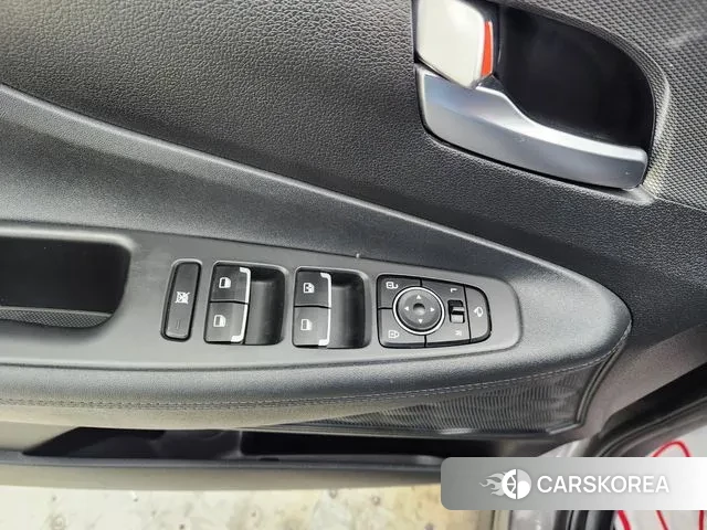 Hyundai Santa Fe TM 2019 Серебристо-серый из Кореи, фото 5