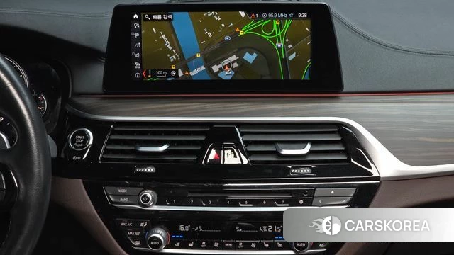 BMW 5 Series (G30) 2018 Серый из Кореи, фото 5