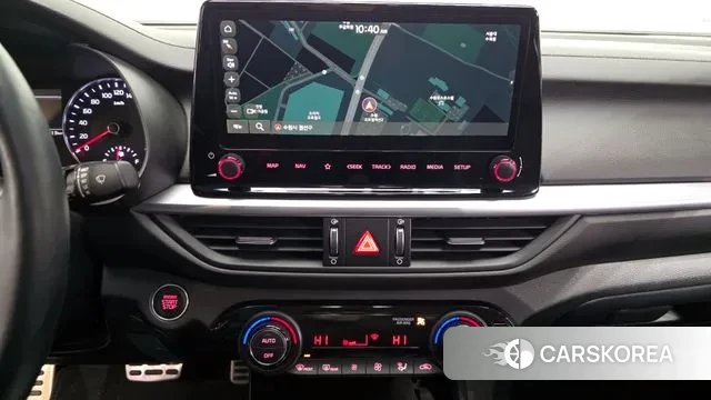 Kia The New K3 2nd generation 2024 Белый из Кореи, фото 5