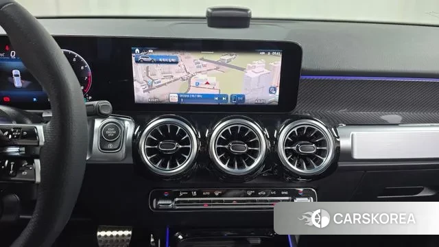 Mercedes-Benz GLB-Class X247 2025 Белый из Кореи, фото 5