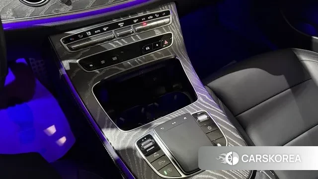 Mercedes-Benz E-Class W213 2020 Белый из Кореи, фото 5