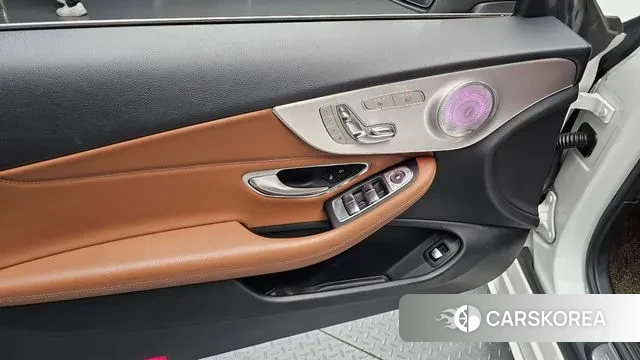 Mercedes-Benz C-Class W205 2019 Белый из Кореи, фото 5