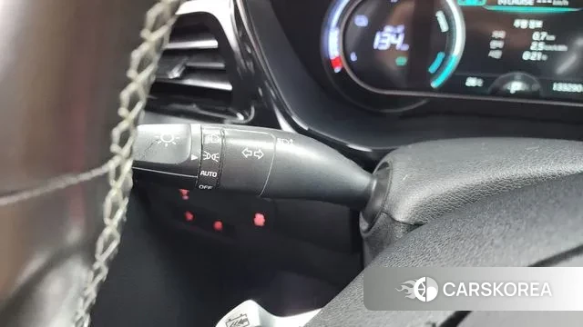 Kia Niro Plus 2022 Серебряный из Кореи, фото 5