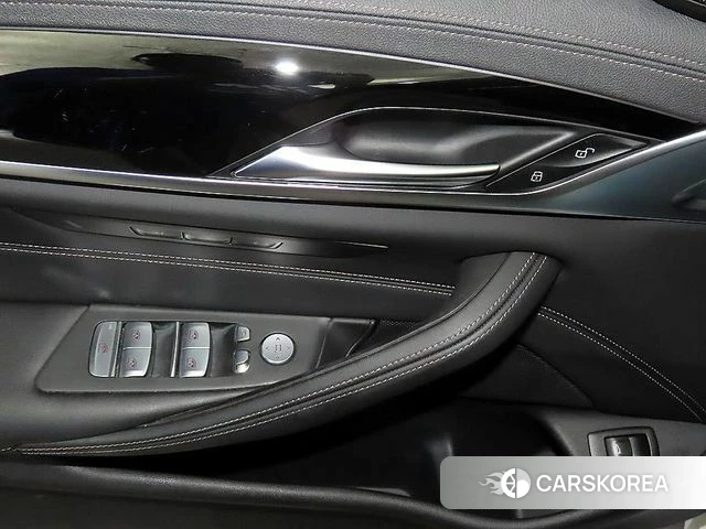 BMW 5 Series (G30) 2021 Белый из Кореи, фото 5
