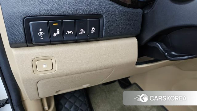 Kia The New Carnival 2019 Белый из Кореи, фото 5