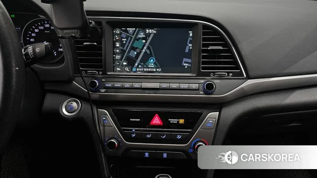 Hyundai Avante AD 2018 Белый из Кореи, фото 5