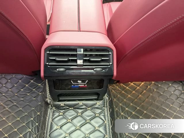 BMW 5 series 2024 Черный из Китая, фото 5