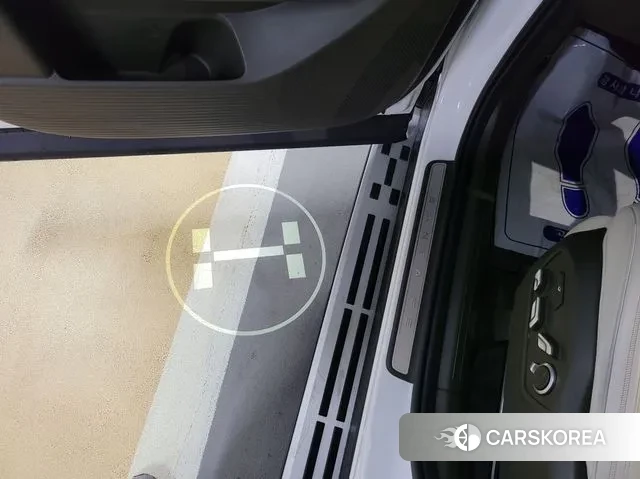 Hyundai Santa Fe (MX5) 2023 Белый из Кореи, фото 5